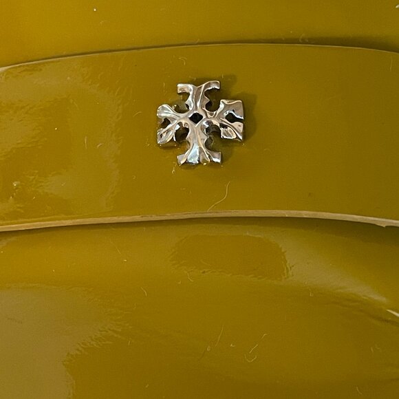 Tory Burch Ballet Loafer Mustard Patent Leather Size: 8 - Picture 4 of 16